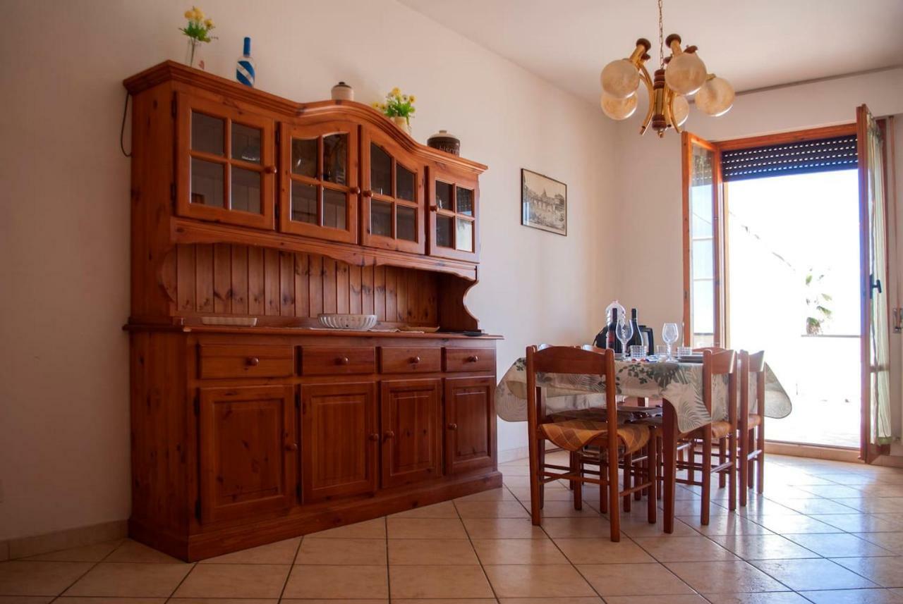 Appartamento Di Antonio Fronte Mare Montesilvano Luaran gambar